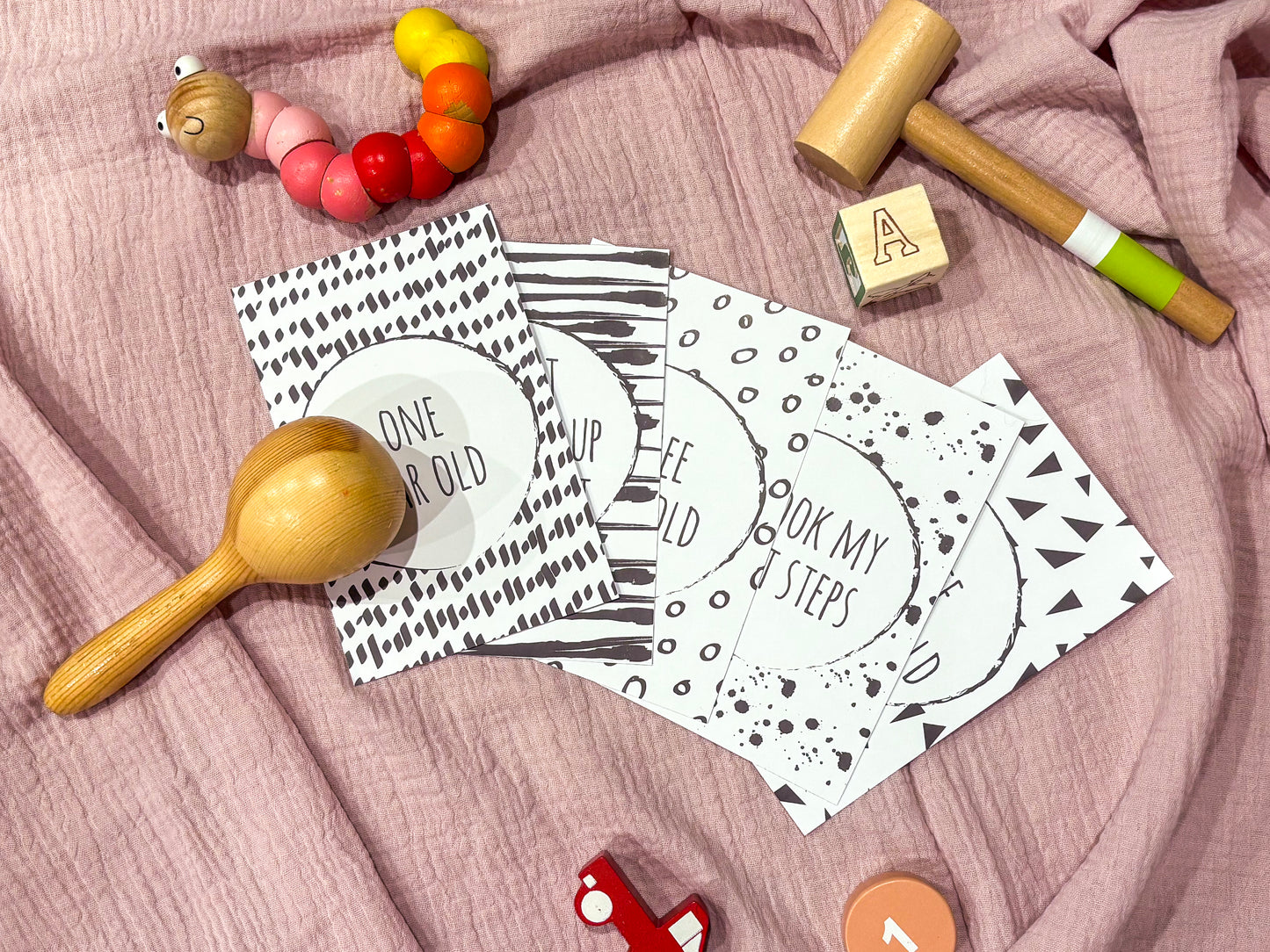 Baby Milestone Cards.