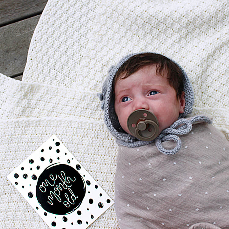one month old baby milestone card